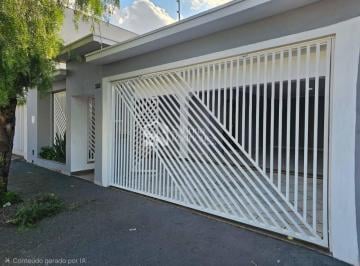 Casa · 224m² · 3 Quartos · 4 Vagas · Casa para alugar em Cidade Nova I de 224.00m² com 3 Quartos, 1 Suite e 4 Garagens