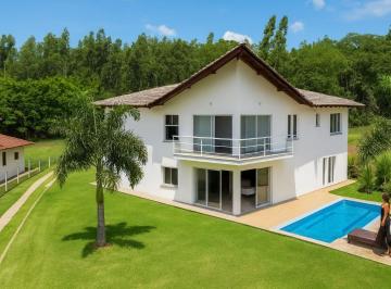 Rural de 5 quartos, Vargem · EXCLUSIVA CHÁCARA EM BRAGANÇA PAULISTA! 5 SUÍTES, PISCINA E 1.268 m² DE TERRENO PRÓXIMO À REPRESA!