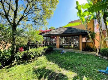 Casa · 471m² · 4 Quartos · 4 Vagas · Casa de alto padrão com 4 quartos, à venda no bair