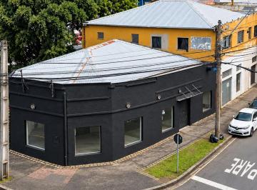 Comercial , Curitiba · LOJA COMERCIAL COM TESTADA PARA 3 RUAS DISPONÍVEL PARA LOCAÇÃO!