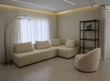 Casa · 194m² · 4 Quartos · 2 Vagas · Sobrado Triplex, 04 Quartos, 02 Vagas, Quintal, Portão, Curitiba