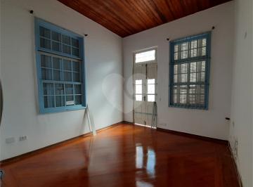 Área de Serviço · Casa À Venda - Na Bela Vista