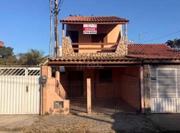Casa · 69m² · 2 Quartos · 1 Vaga · Casa Duplex No Parque Tropical - Campos Dos Goytacazes