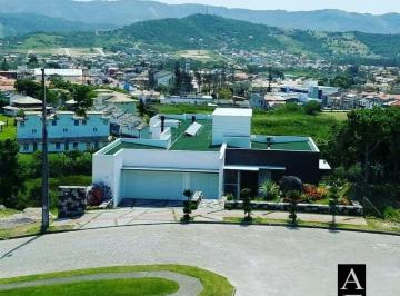 Casa · 491m² · 5 Quartos · 3 Vagas · Casa Com 5 Suítes Com Vista Para o Mar