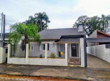 Casa · 220m² · 3 Quartos · 2 Vagas · Casa À Venda - Em João Alves