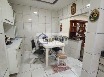 Casa · 280m² · 6 Quartos · 3 Vagas · Imoveis - Em Fundação