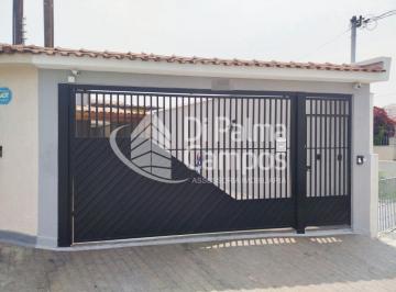 Casa · 196m² · 3 Quartos · 5 Vagas · Casa Espaçosa Com 3 Dormitórios, 180 m² E Amplo Quintal Conforto E Funcionalidade