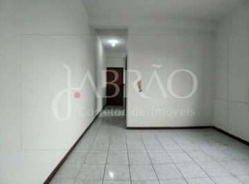 QUARTO · Apartamento Para Alugar Com Um Quarto No Centro.