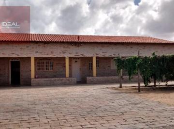Casa · 180m² · 3 Quartos · 3 Vagas · Casa Em Sonhos - São Francisco de Itabapoana, Rj
