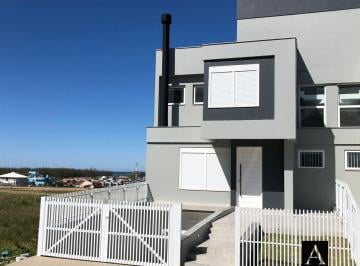 Casa · 194m² · 3 Quartos · 2 Vagas · Casa Em Garopaba