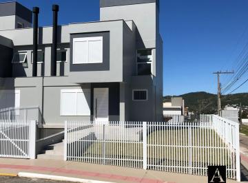 Casa · 245m² · 3 Quartos · 2 Vagas · Casa Em Garopaba