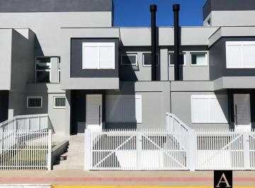 Casa · 194m² · 3 Quartos · 2 Vagas · Casa Em Garopaba