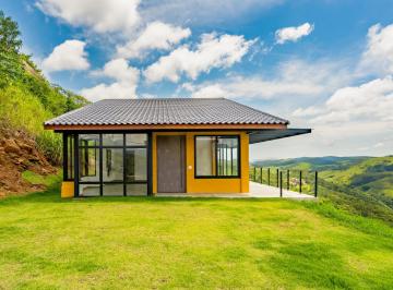 Casa · 204m² · 3 Quartos · 3 Vagas · Casa Com 3 Quartos Em Condomínio Em Secretário, Petrópolis.