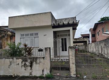 Casa de 3 quartos para venda no Turf Club - Campos dos Goytacazes, RJ · Casa Em Parque Turf Club - Campos Dos Goytacazes