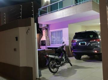 Casa · 108m² · 3 Quartos · 2 Vagas · Casa Duplex Em Alphaville - Campos Dos Goytacazes