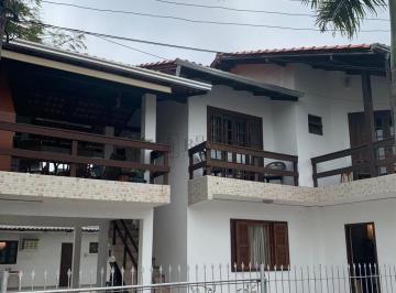 Casa · 280m² · 8 Quartos · 4 Vagas · Casa Grande No Bairro Das Nações Em Balneário Camboriú.