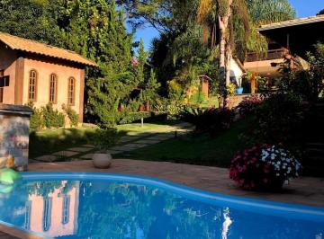 Casa de 3 quartos, Ribeirão das Neves · 3 Quartos Suite Piscina No Condomínio Vale Do Ouro