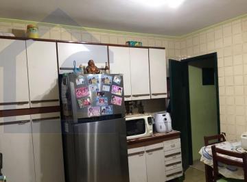 Casa · 220m² · 2 Quartos · 2 Vagas · Imoveis - Em Canhema
