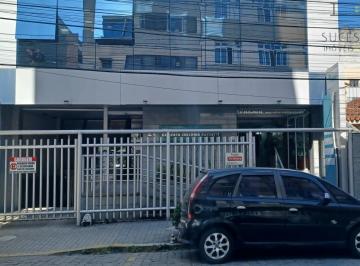Comercial · 102m² · Loja Ampla Para Locação o Centro