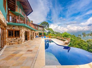Casa · 592m² · 5 Quartos · 8 Vagas · Casa Com 5 Quartos Em Condomínio Em Araras, Petrópolis.