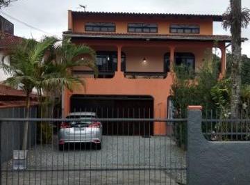 2019/10/103788084.jpg · Casa À Venda Bairro Floresta Joinville - Buch Imóveis