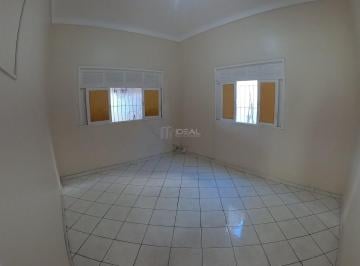 Casa com ponto comercial para venda no Parque Califórnia - Campos dos Goytacazes, RJ · Casa Com Ponto Comercial - Campos Dos Goytacazes, Rj