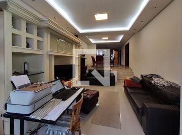 Casa · 200m² · 3 Quartos · 2 Vagas · Casa À Venda - Centro, 3 Quartos, 200 m² - Novo Hamburgo