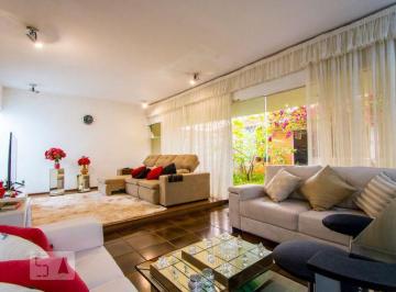 Casa · 320m² · 4 Quartos · 6 Vagas · Imoveis - No Centro