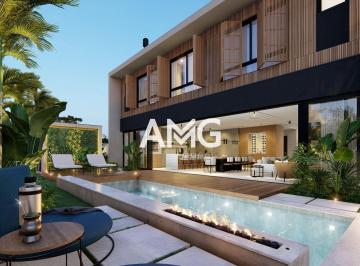 Casa · 351m² · 3 Quartos · 2 Vagas · Casa À Venda - Em Santa Catarina