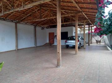 Casa · 230m² · 3 Quartos · 10 Vagas · Casa Em Pinhões, Santa Luzia Mg