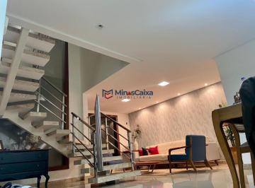 Casa · 367m² · 4 Quartos · 3 Vagas · Casa de Alto Padrão, a Venda No Bairro Santa Maria.
