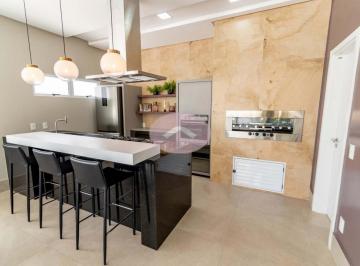24844561_g.jpg · Imoveis - No Centro