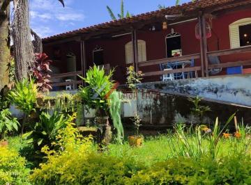 Rural · 1200m² · 3 Quartos · 4 Vagas · Rurais À Venda - No Centro
