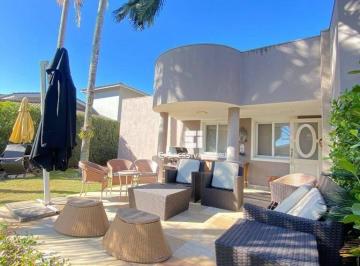 d6ed608414023894374bd12bea2bb358.jpg · Casa Com 3 Dormitórios À Venda, 376 m² por R$1.700.000 - Parque Das Laranjeiras - Itatiba/sp