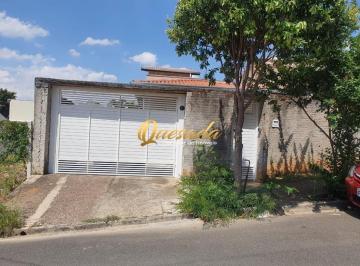 2022/11/02e36c4c6d4a75c072bb8f04db911165.jpg · Bonita Casa Assobradada Á Venda Com 3 Dormitórios, Sendo 1 Suíte Máster Com Closet, Área Gourmet, Pl