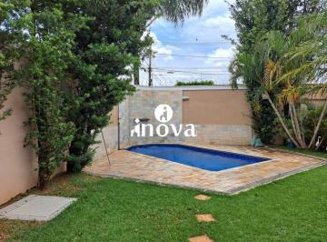 Casa · 253m² · 3 Quartos · 4 Vagas · Casa À Venda, 3 Quartos, 3 Suítes, 4 Vagas, Boa Vista - Uberaba/mg