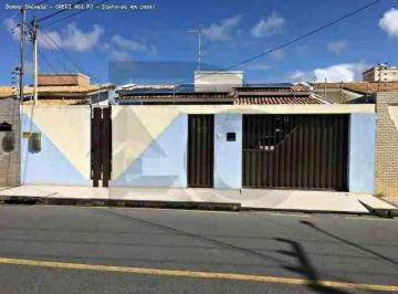 Casa · 80m² · 3 Quartos · 2 Vagas · Casa Para Venda Em Aracaju, Aeroporto, 3 Dormitórios, 3 Suítes, 4 Banheiros, 2 Vagas