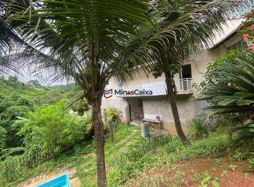 Casa · 175m² · 4 Quartos · 3 Vagas · Ampla Casa a Venda No Bairro Garapa Em Timoteo