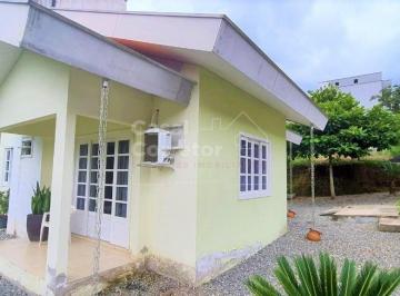 Casa · 102m² · 3 Quartos · 1 Vaga · Casa de 102 m² Com 3 Dormitórios Sendo Uma Suíte