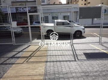 Comercial · 945m² · 18 Vagas · Excelente Clínica Disponível Para Locação Com 945 m² de Área Construída.