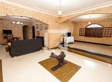 Casa · 440m² · 4 Quartos · 8 Vagas · Imoveis - No Castelo