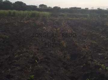 Terreno · 385000m² · Aceita Proposta