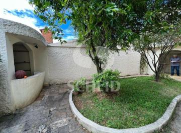 Casa · 179m² · 3 Quartos · 4 Vagas · Sobrado a Venda No Jardim Prudência Com Quatro Vagas E Quintal!