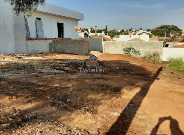 2023/04/a21685b67c6dab0bac61182d462e57c2.jpg · Terreno - Centro