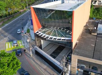 Comercial · 1477m² · 10 Vagas · Venda - Prédio Comercial Com 1.477 m² E 4 Pavimentos Em Ondina.