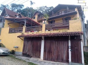 Casa · 700m² · 6 Quartos · 2 Vagas · Casa Triplex a Venda No Cônego