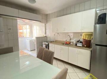 Apartamento · 77m² · 2 Quartos · 1 Vaga · Imoveis - Centro de Vila Velha