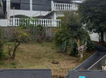 0ajs1ldZSNUoZ0wQIZr78bFhWjRDp9zq.jpg · 2 Casas Com 5 Dormitórios (Ao Todo) À Venda, 120 m² por R$640.000 - Bairu - Juiz de Fora/mg