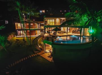Casa · 650m² · 5 Quartos · 4 Vagas · Linda Mansão Moderna Em Cond. de Luxo Com Vista Do Mar, Piscina, Sauna