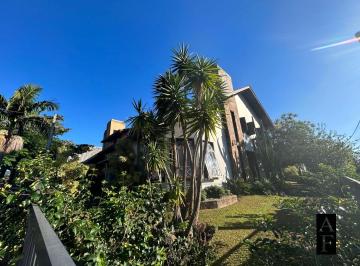 Casa · 202m² · 3 Quartos · 1 Vaga · Casa No Centro de Garopaba, Loteamento Panoramico